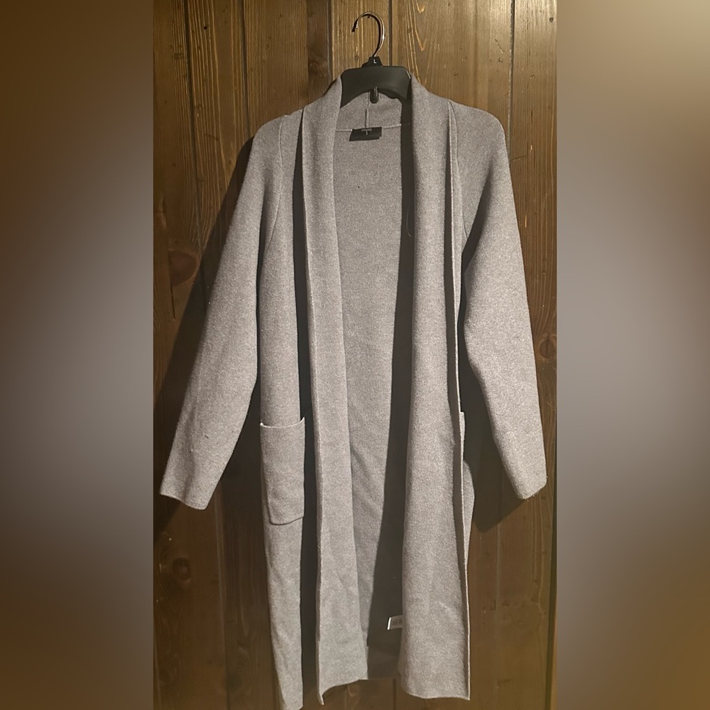 Tahari gray open duster cardigan